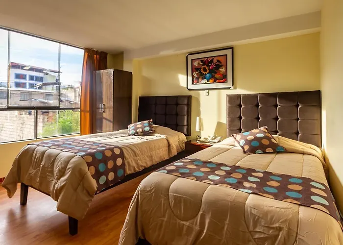 Hotel Algo Mas - Santa Beatriz Cusco
